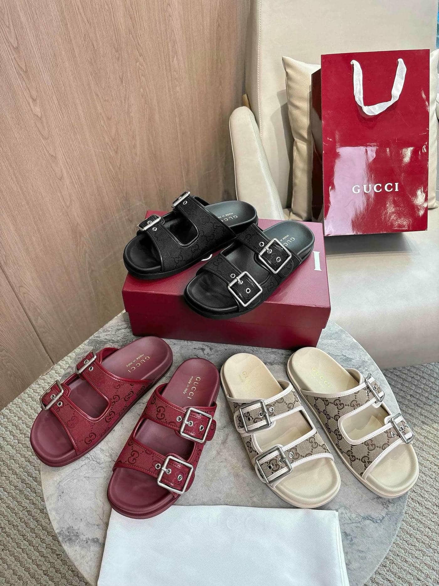 0025 SandalSlippers